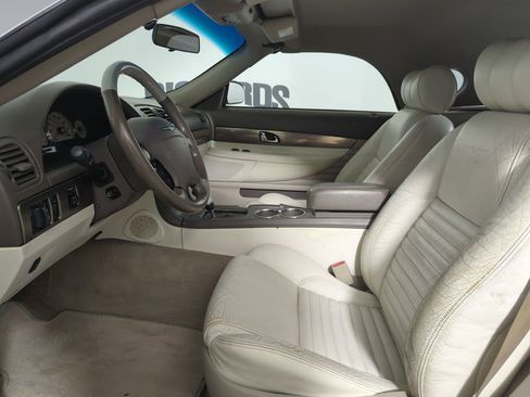 Used 2005 Ford Thunderbird 50th Anniversary RWD image 7