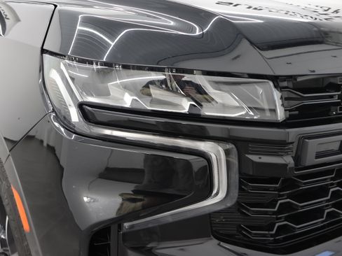 Used 2023 Chevrolet Suburban RST w/ Luxury Package image 29