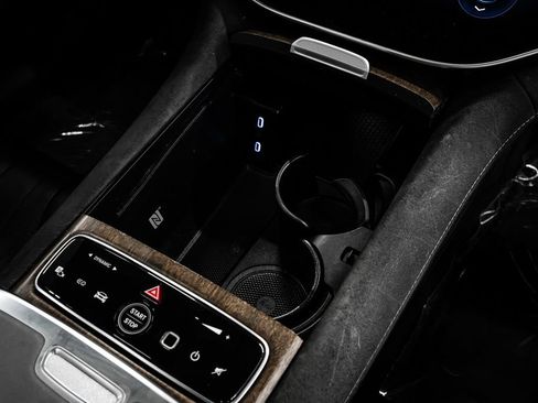 Used 2023 Mercedes-Benz EQS 580 4MATIC Sedan image 24