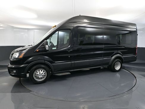 Used 2024 Ford Transit 350 XLT AWD/4WD image 10