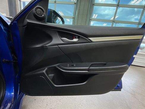 Used 2020 Honda Civic Sport image 24