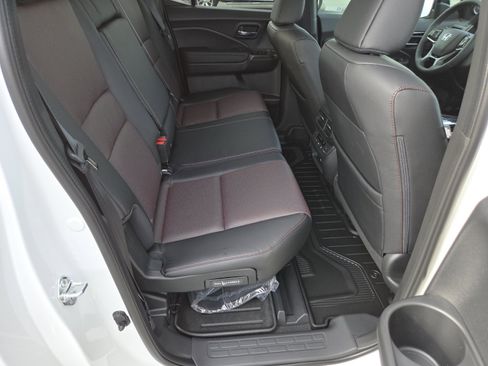 New 2026 Honda Ridgeline Black Edition image 25
