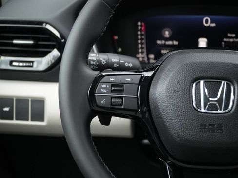 New 2026 Honda Pilot EX-L image 23