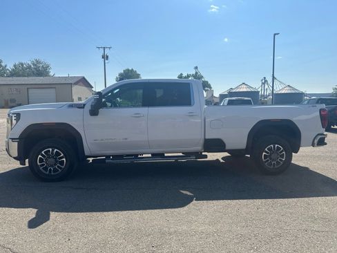 Used 2025 GMC Sierra 3500 SLE w/ SLE Convenience Package AWD/4WD image 4