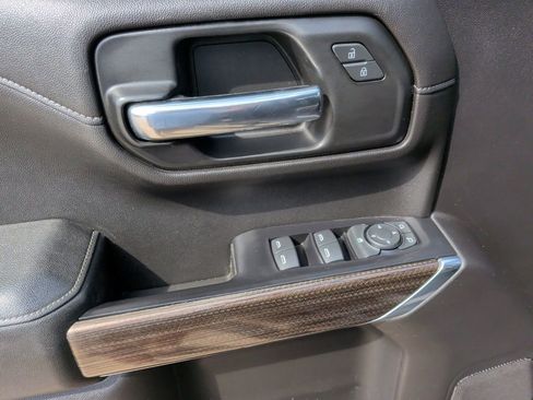 Used 2020 Chevrolet Silverado 1500 LT w/ Texas Edition image 11