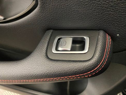 Used 2019 Mercedes-Benz GLC 43 AMG 4MATIC image 39