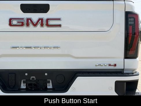 Used 2024 GMC Sierra 2500 AT4 w/ AT4 Premium Plus Package AWD/4WD image 11