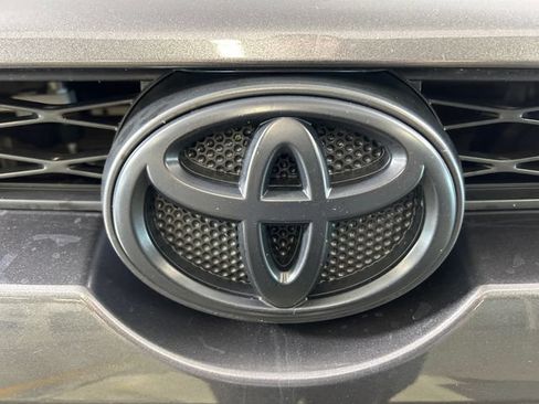 Used 2019 Toyota 4Runner TRD Off-Road Premium AWD/4WD image 10