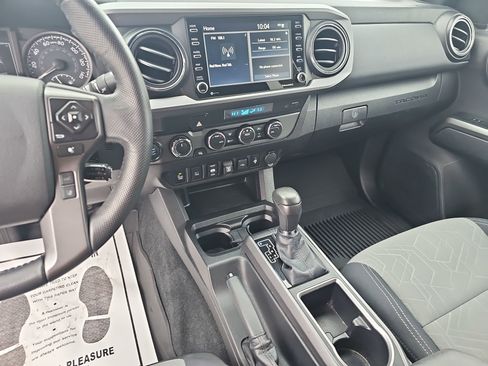 Used 2023 Toyota Tacoma TRD Off-Road w/ Technology Package image 22