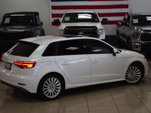 Used 2017 Audi A3 e-tron Premium FWD image 20