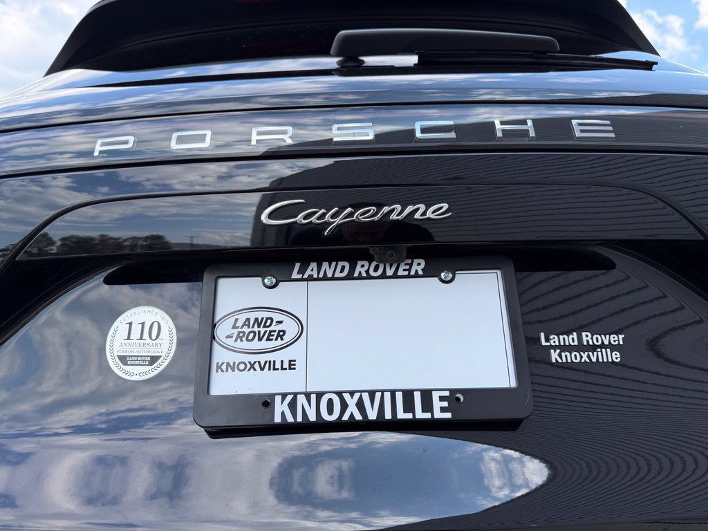 Used 2021 Porsche Cayenne AWD/4WD image 18