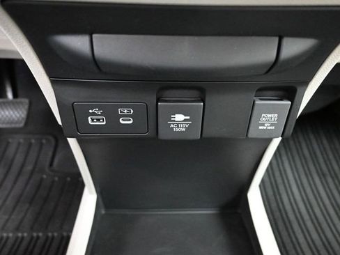 New 2026 Honda Odyssey Touring image 22