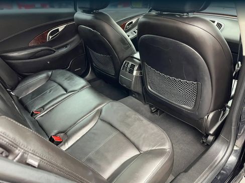 Used 2010 Buick LaCrosse CXL w/ Luxury Package image 9