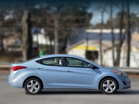 Used 2011 Hyundai Elantra GLS w/ Preferred Equipment Pkg 3 image 7