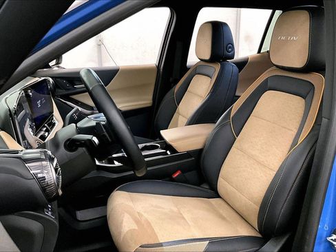 Used 2025 Chevrolet Equinox ACTIV w/ Safety and Technology Package image 24