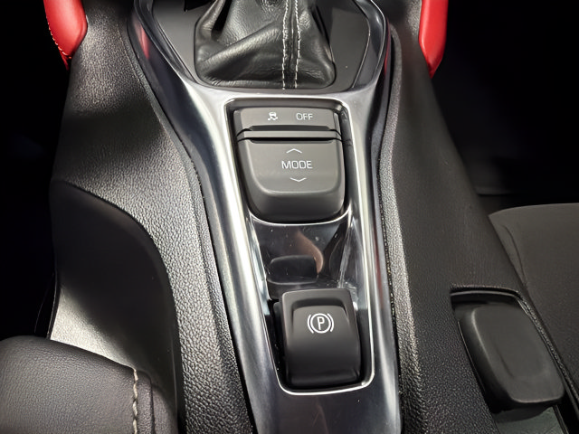 Used 2021 Chevrolet Camaro LT w/ Redline Edition RWD image 23