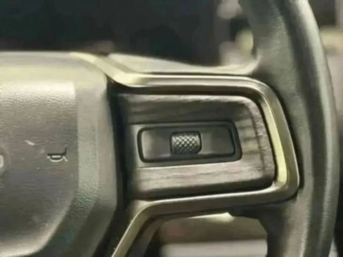 Used 2022 Rivian R1T Launch Edition image 18