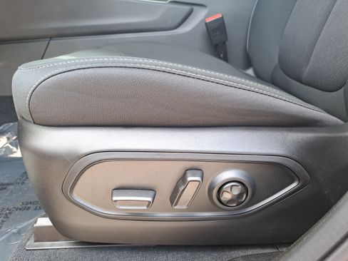 New 2026 Jeep Grand Cherokee Laredo X RWD image 27