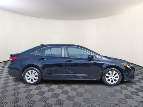 Certified 2024 Toyota Corolla LE FWD image 7