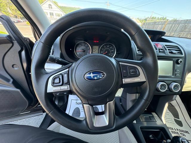 Used 2017 Subaru Forester 2.5i AWD/4WD image 16