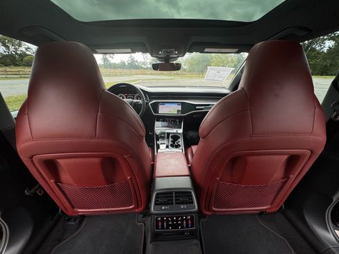Used 2023 Audi S7 Premium Plus w/ Premium Plus Package image 57