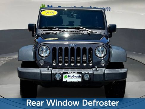 Used 2016 Jeep Wrangler Unlimited Sport w/ Quick Order Package 24S AWD/4WD image 2