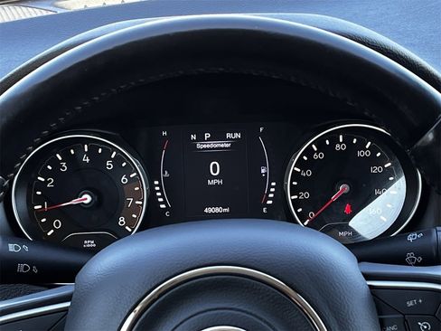 Used 2020 Jeep Compass Latitude w/ Cold Weather Group image 13