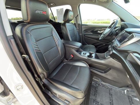 Certified 2023 GMC Terrain AT4 AWD/4WD image 13