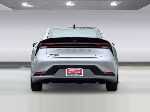New 2026 Toyota Prius LE AWD/4WD image 8
