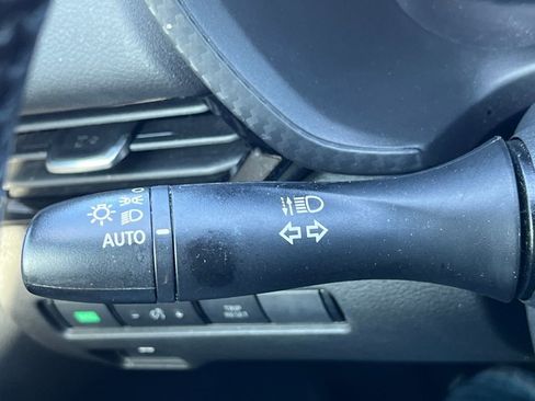 Used 2022 Nissan Sentra SV image 38