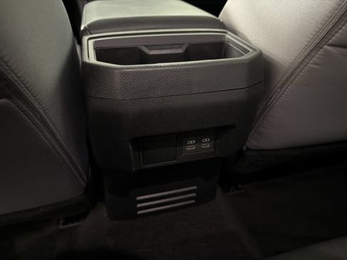Used 2025 Toyota Tacoma TRD Sport RWD image 31