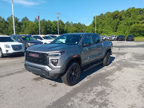 Used 2023 GMC Canyon Elevation RWD image 2