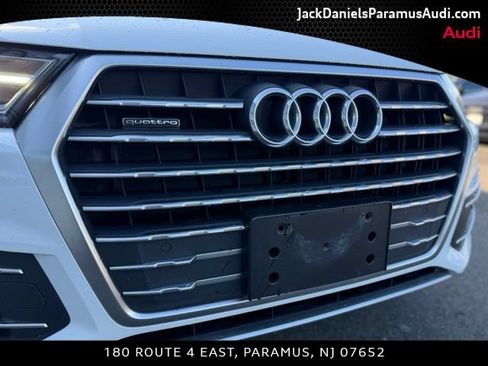Used 2019 Audi Q7 3.0T Premium w/ Convenience Package AWD/4WD image 10