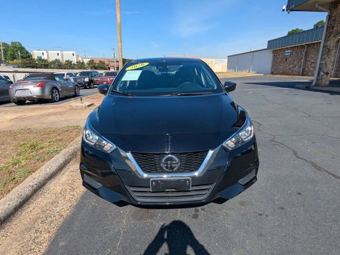 Used 2020 Nissan Versa S FWD image 2