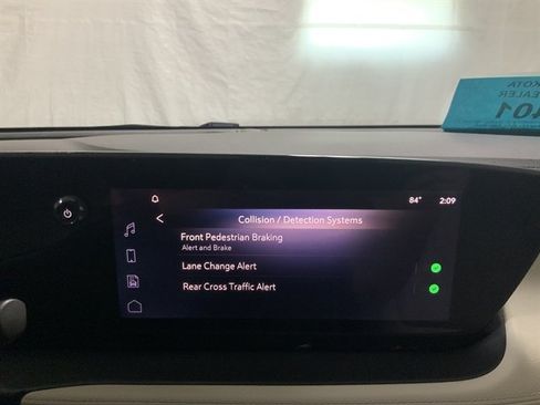 Used 2024 Buick Encore GX Avenir w/ Avenir Convenience Package AWD/4WD image 34