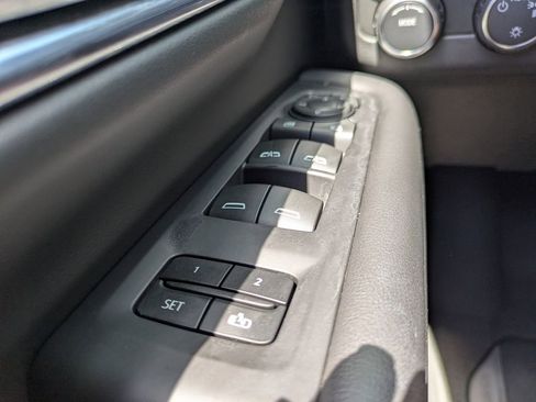 Used 2023 Chevrolet Tahoe LT w/ Luxury Package RWD image 30