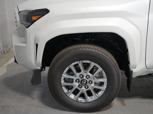 New 2026 Toyota Tacoma Limited AWD/4WD image 5