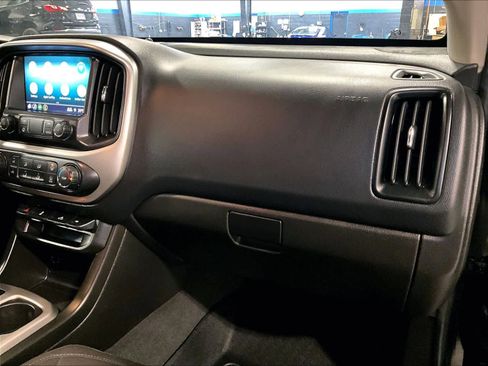 Used 2021 Chevrolet Colorado LT w/ LT Convenience Package image 13