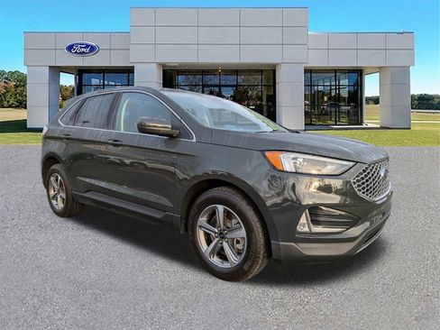 Certified 2024 Ford Edge SEL w/ Convenience Package image 2