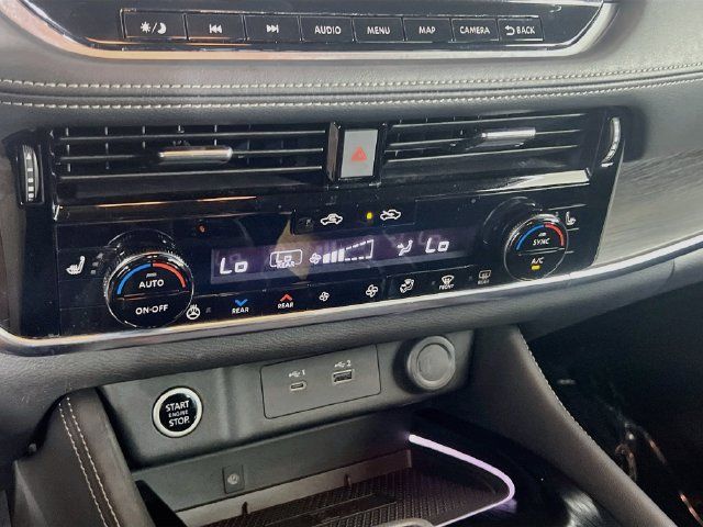Used 2023 Nissan Rogue Platinum w/ Platinum Premium Package FWD image 14