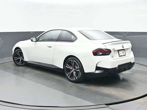 Used 2023 BMW 230i xDrive Coupe w/ Premium Package image 5