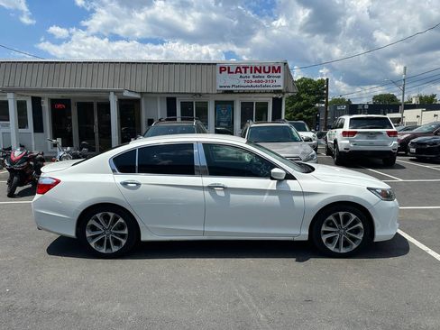 Used 2014 Honda Accord Sport image 6