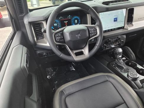 New 2026 Ford Bronco Outer Banks w/ Sasquatch Package AWD/4WD image 34