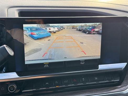 Used 2024 Chevrolet Silverado 1500 LT image 15