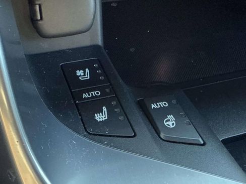 Used 2024 Lexus LX 600 F Sport image 22