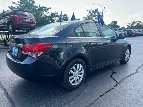 Used 2012 Chevrolet Cruze LS w/ Connectivity Package FWD image 4
