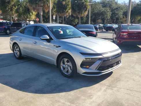 Used 2025 Hyundai Sonata SE image 4