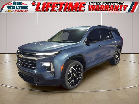 Used 2025 Chevrolet Traverse High Country w/ LPO, Floor Liner Package FWD image 1
