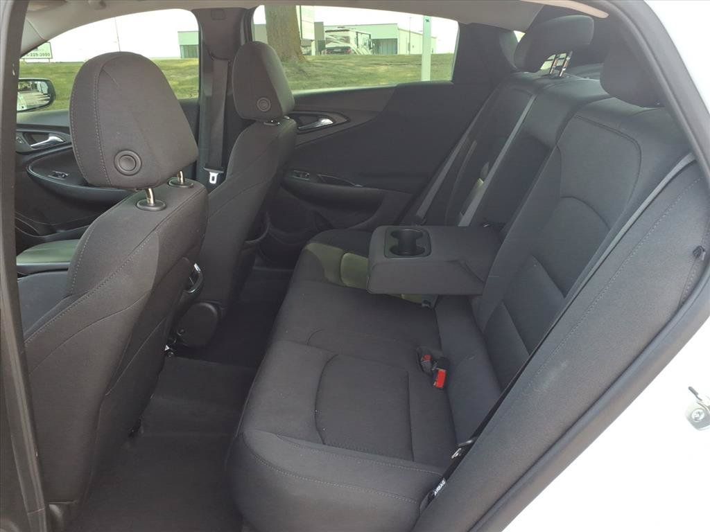 Used 2025 Chevrolet Malibu LT FWD image 28