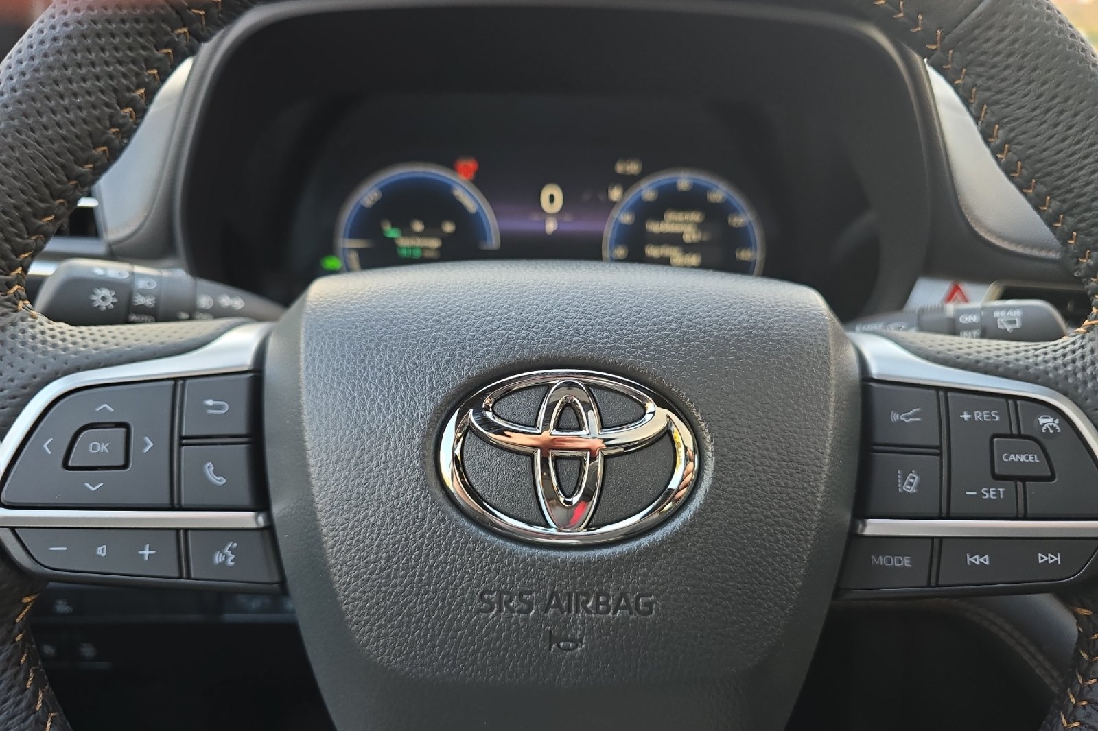 New 2026 Toyota Sienna XLE Woodland Edition AWD/4WD image 22